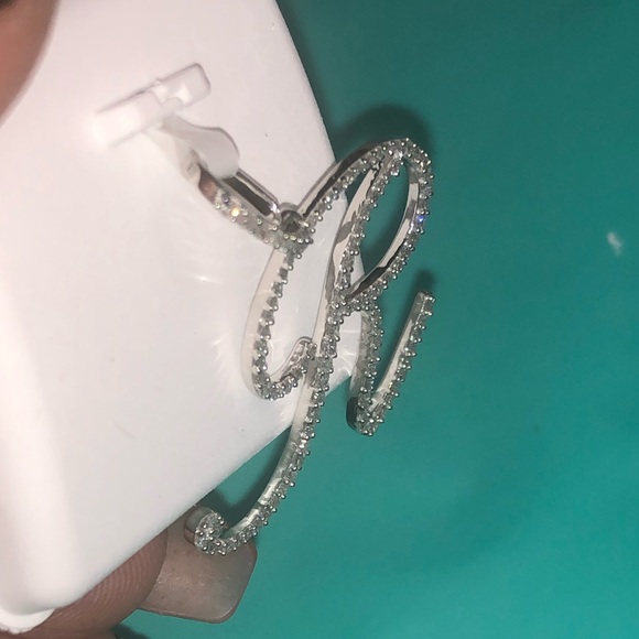 10k REAL GOLD NOT PLATED Natural Genuine Diamond R initial letter Charm Pendant - Picture 4 of 13